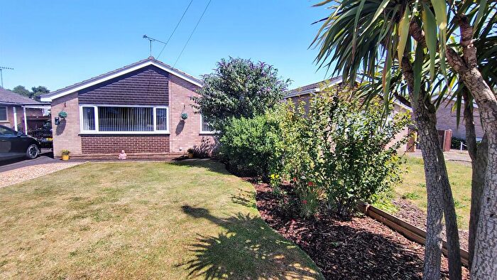 2 Bedroom Detached Bungalow For Sale In Longfields, Swaffham, PE37