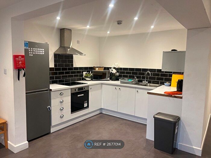 1 Bedroom Flat To Rent In Colman Way, Redhill, RH1