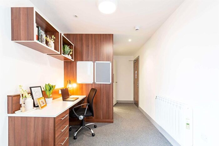 1 Bedroom Flat To Rent In Cavendish Street, Leeds, LS3