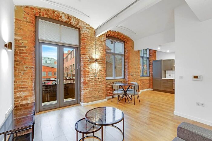 2 Bedroom Apartment To Rent In East Street, Leeds, West Yorkshire, LS9