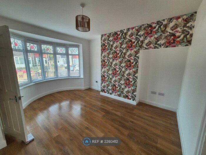 2 Bedroom Terraced House To Rent In Campion Avenue, Hull, HU4