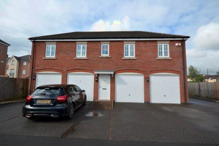 2 Bedroom Maisonette To Rent In Two Steeples Square, Wigston, LE18