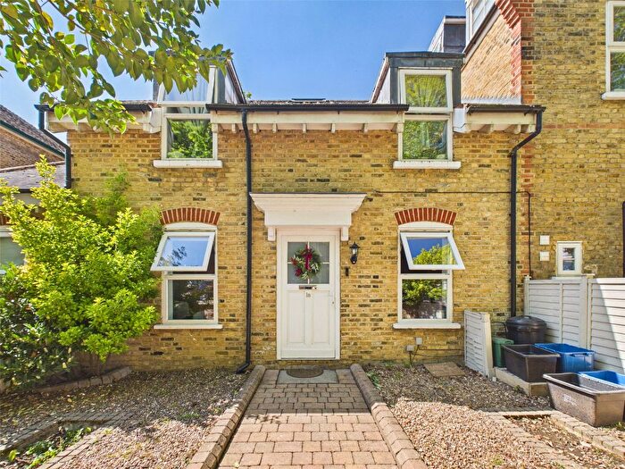 2 Bedroom Maisonette To Rent In Walpole Road, Twickenham, TW2