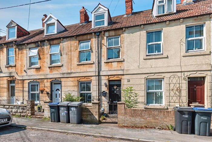 3 Bedroom Terraced House For Sale In Park Street, Trowbridge, BA14