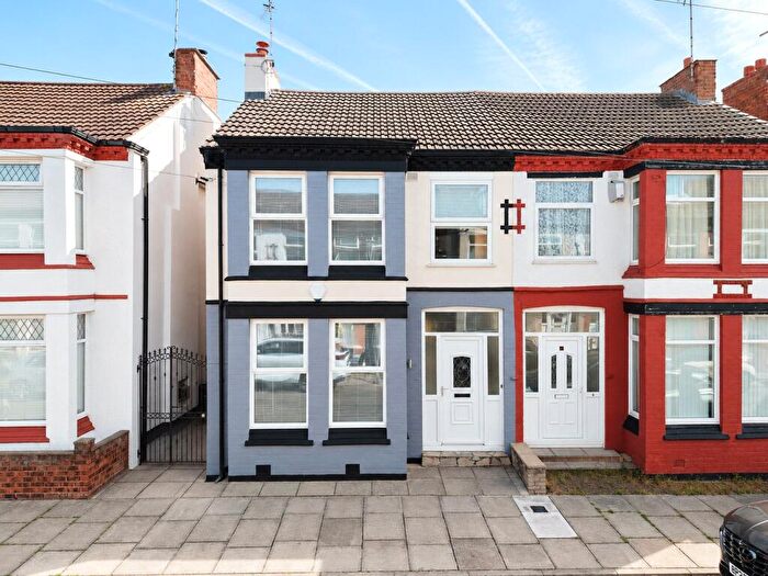 3 Bedroom Semi-Detached House For Sale In Wyndham Road, Wallasey, Merseyside, CH45