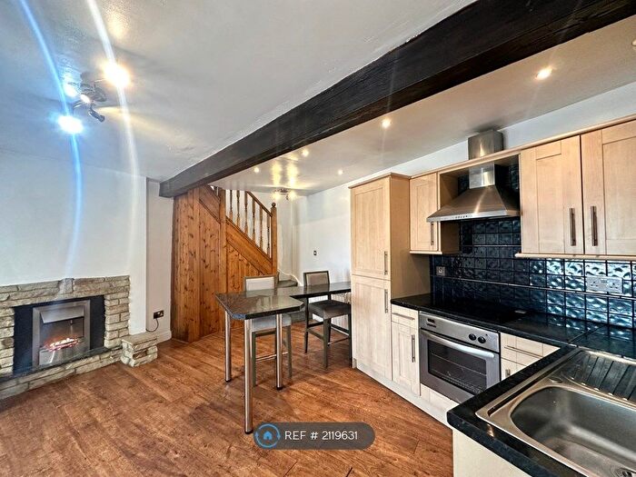 2 Bedroom Terraced House To Rent In Halifax Road, Burnley, BB10