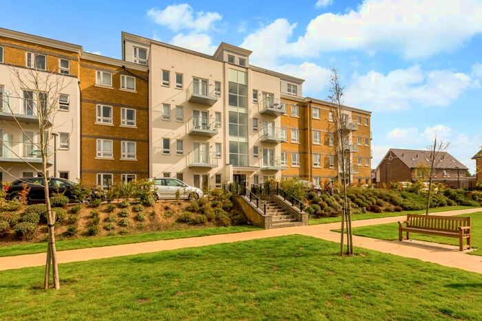 1 Bedroom Flat To Rent In Grebe Way, Maidenhead, SL6