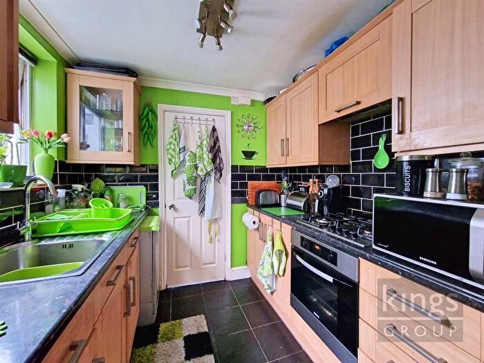 3 Bedroom Terraced House For Sale In Town Road, Edmonton, N9