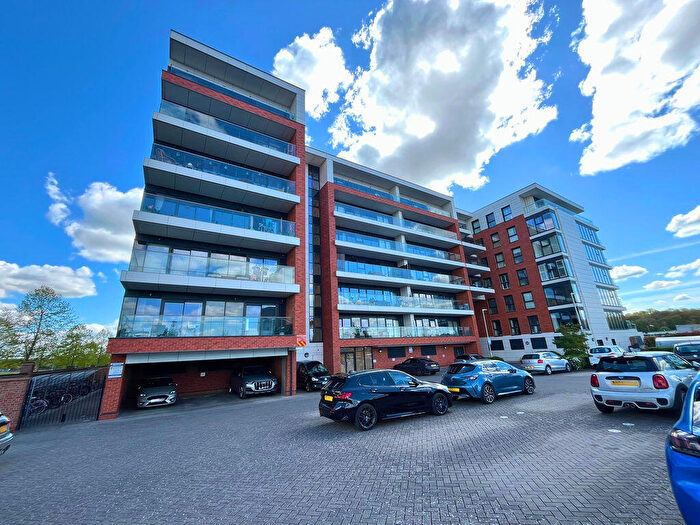 2 Bedroom Apartment For Sale In Kingman Way, Newbury, RG14