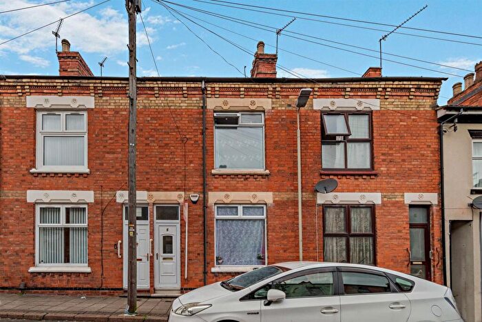3 Bedroom Terraced House For Sale In Maynard Road, Leicester, LE2