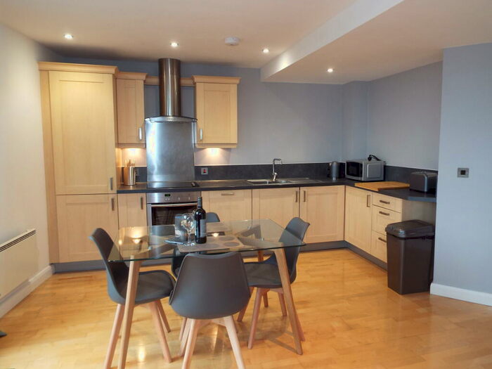2 Bedroom Apartment To Rent In The Living Quarter, Nottingham, NG1