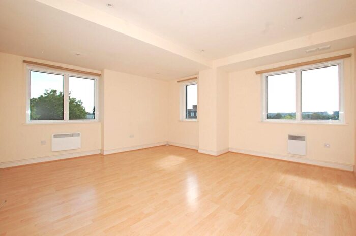 1 Bedroom Flat To Rent In Lait House, Albemarle Road, Beckenham, BR3