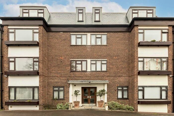 1 Bedroom Flat To Rent In Castlebar Road, London, W5