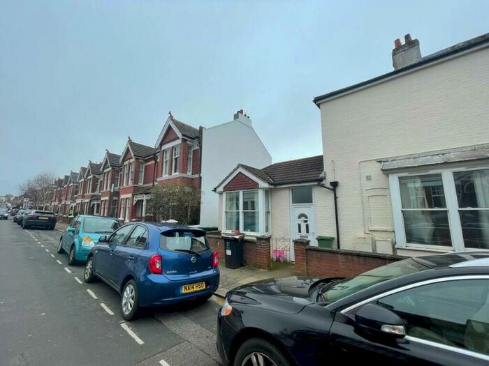 1 Bedroom Flat To Rent In Montefiore Road, Hove, East Sussex, BN3