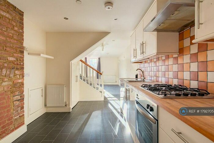 1 Bedroom Flat To Rent In Hawley Street, Margate, CT9