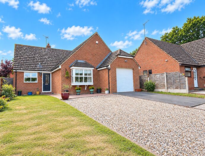 3 Bedroom Detached Bungalow For Sale In Elwin Road, Tiptree, CO5