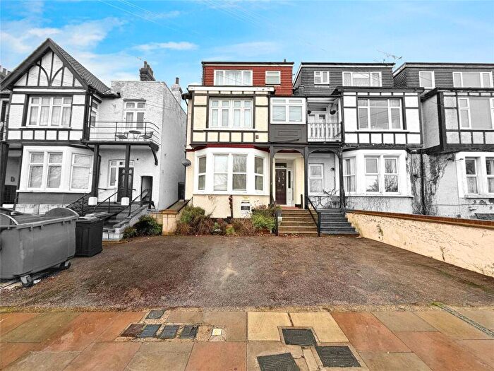 1 Bedroom Apartment For Sale In Britannia Road, Westcliff-on-Sea, Essex, SS0