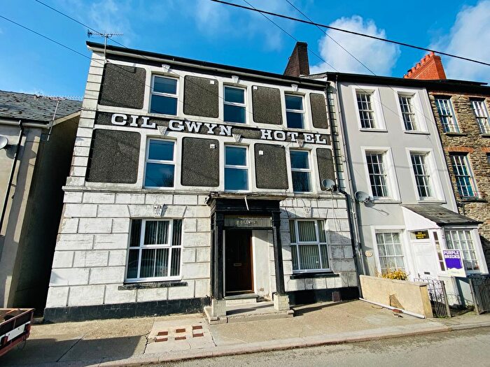 1 Bedroom Flat To Rent In Pontwelly, Llandysul, SA44