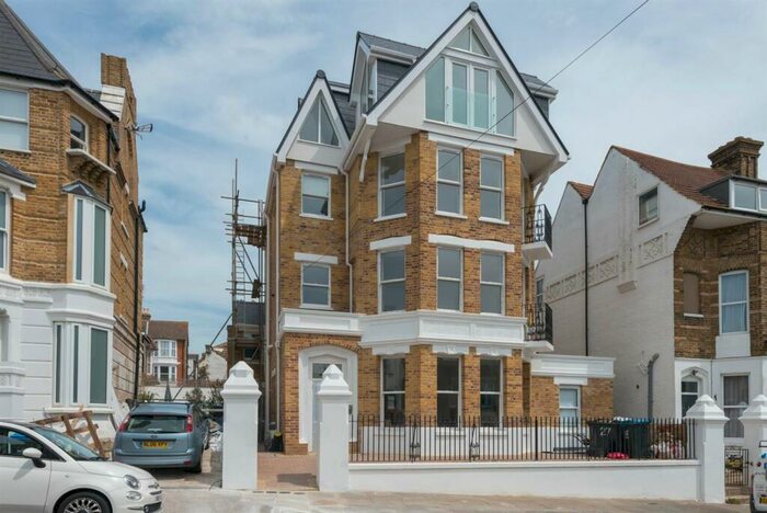 2 Bedroom Flat To Rent In Albion Road, Ramsgate, CT11