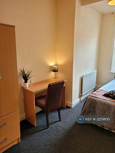 6 Bedroom Flat To Rent In Glossop Road, Sheffield, S10