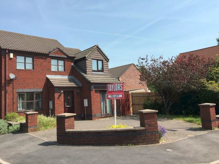 4 Bedroom House To Rent In Blackthorn Drive, Bradley Stoke, Bristol, BS32