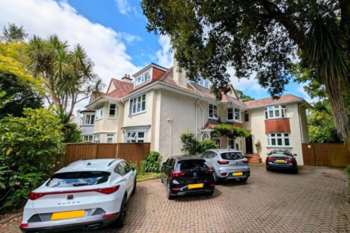 2 Bedroom Flat To Rent In St. Augustins Road, Bournemouth, BH2