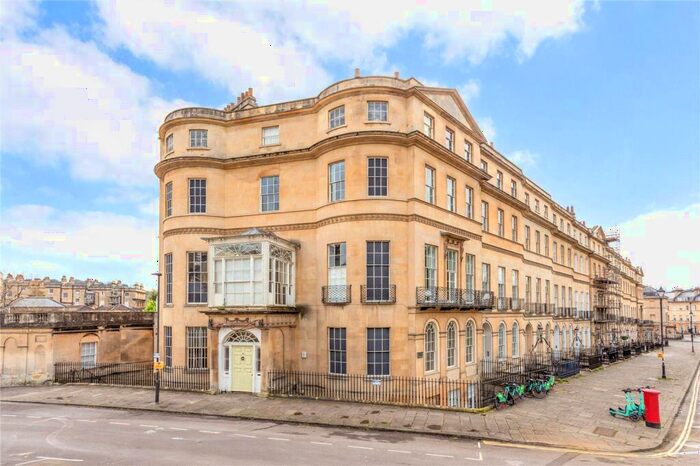 2 Bedroom Apartment For Sale In Sydney Place, Bath, Somerset, BA2