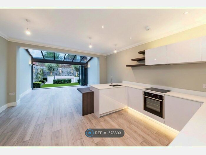 4 Bedroom Terraced House To Rent In Telferscot Road, Balham, SW12