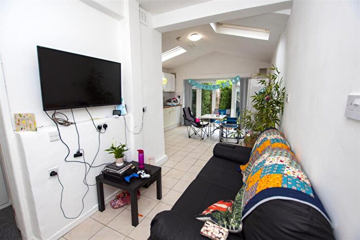 4 Bedroom House To Rent In Harborne Park Road, Birmingham, West Midlands, B17