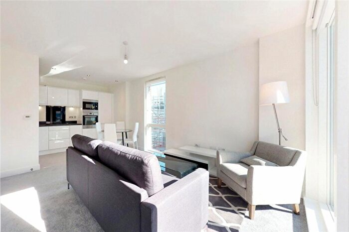 2 Bedroom Flat To Rent In Bellow House, Harrow On The Hill, HA1