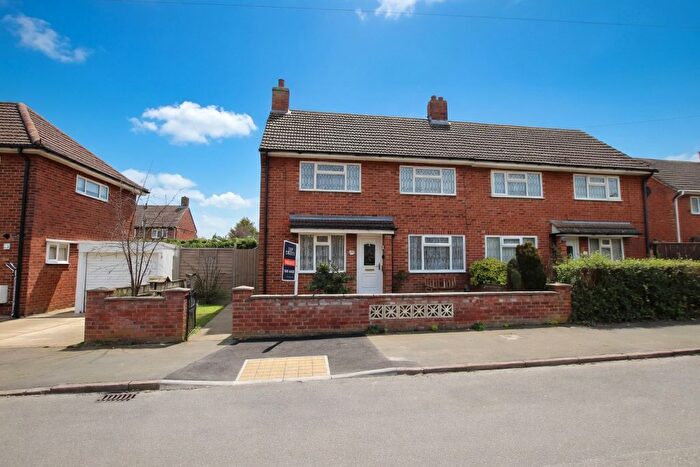 3 Bedroom Semi Detached House For Sale In Wallis Road, Louth, LN11