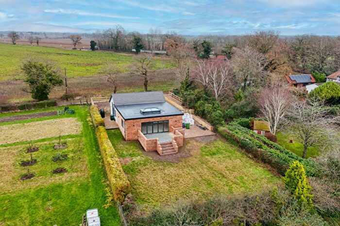 3 Bedroom Detached Bungalow For Sale In Low Farm Road, Reedham, Norwich, NR13