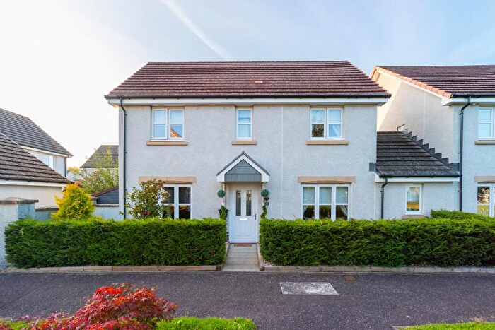 3 Bedroom Link Detached House For Sale In William Dickson Drive, Blairgowrie, Perthshire, PH10