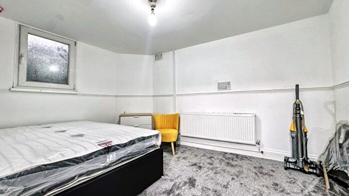 5 Bedroom Flat To Rent In High Street, Easton, Bristol, BS5