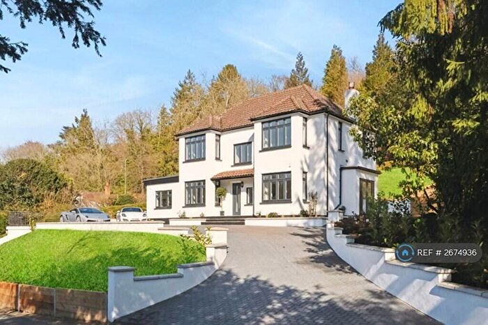 4 Bedroom Detached House To Rent In Welcomes Road, Kenley, CR8