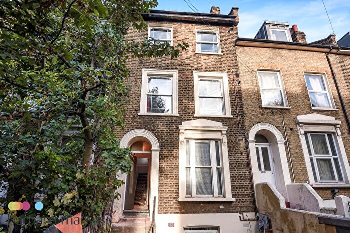 Studio To Rent In Beulah Road, Thornton Heath, CR7