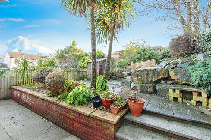 2 Bedroom Semi-Detached Bungalow For Sale In Back Northgate, Pontefract, WF8