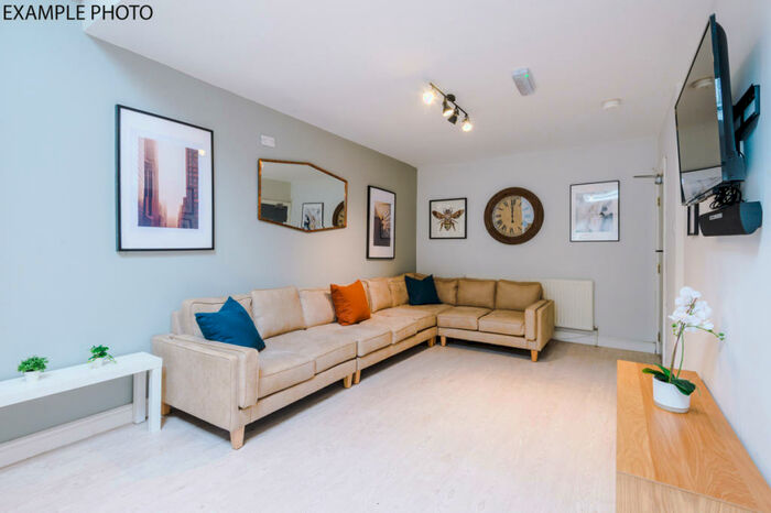 7 Bedroom Flat To Rent In Flat, Church Street, Nottingham, NG7