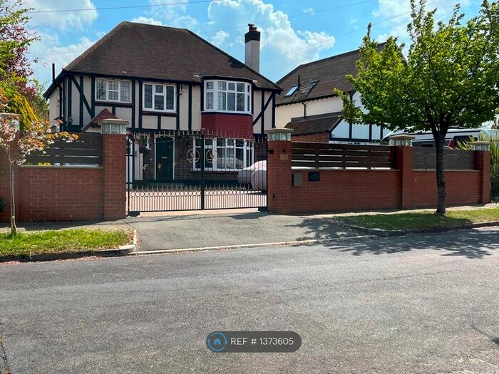 4 Bedroom Detached House To Rent In Downs Wood, Epsom, KT18