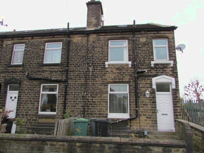 3 Bedroom Terraced House To Rent In Gibson Street, Lindley, Huddersfield, HD3