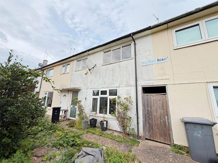3 Bedroom Terraced House For Sale In Fastnet Road, Thurnby Lodge, Leicester, LE5