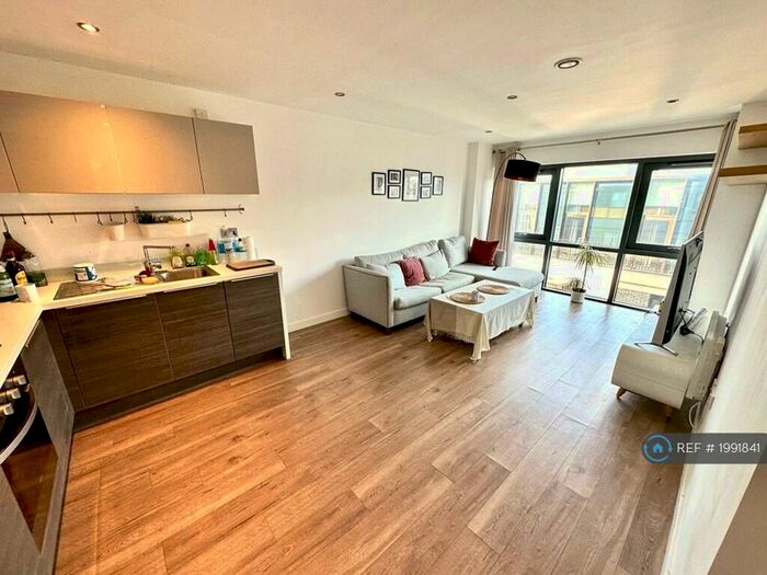 2 Bedroom Flat To Rent In Great Ancoats Street, Manchester, M4