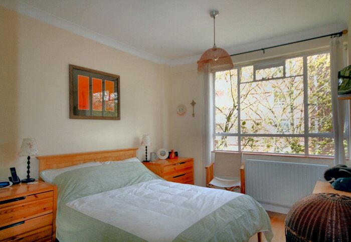2 Bedroom Flat To Rent In Fernwood, Albert Drive, London, SW19