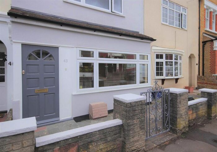 3 Bedroom Terraced House To Rent In Primrose Road, London E18