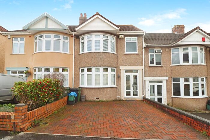 3 Bedroom Terraced House For Sale In Elton Road, Kingswood, Bristol, Somerset, BS15