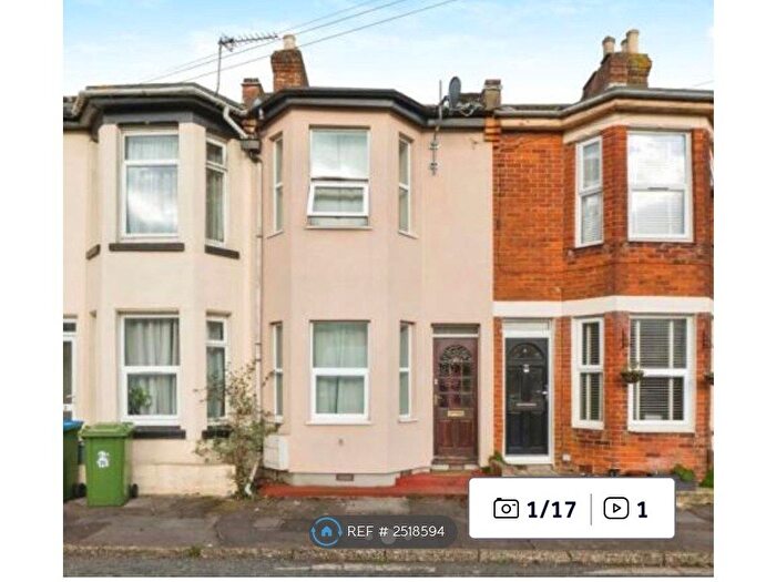 2 Bedroom Terraced House To Rent In Queens Road, Southampton, SO15