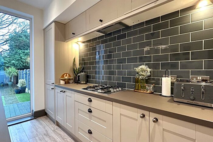 3 Bedroom Terraced House For Sale In Ladybridge Road, Cheadle Hulme, Stockport, SK8