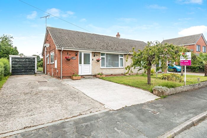 2 Bedroom Semi-Detached Bungalow For Sale In West End Gardens, Pollington, Goole, DN14