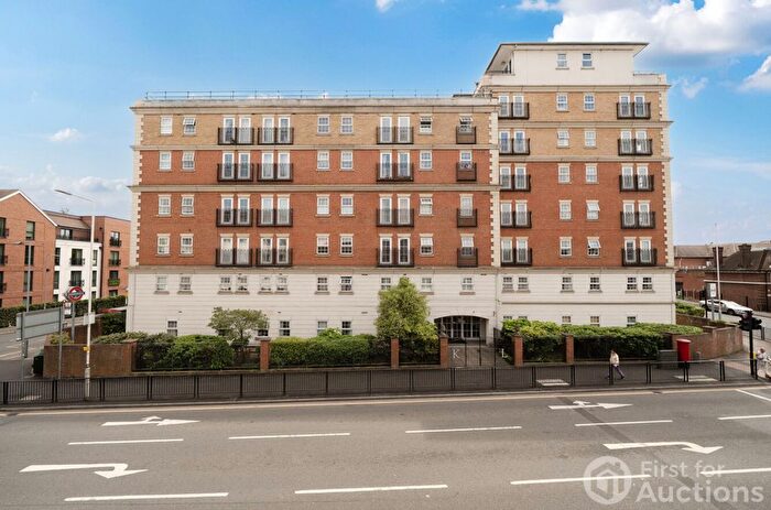 2 Bedroom Flat For Sale In Pembroke Road, Kings Lodge Pembroke Road, HA4