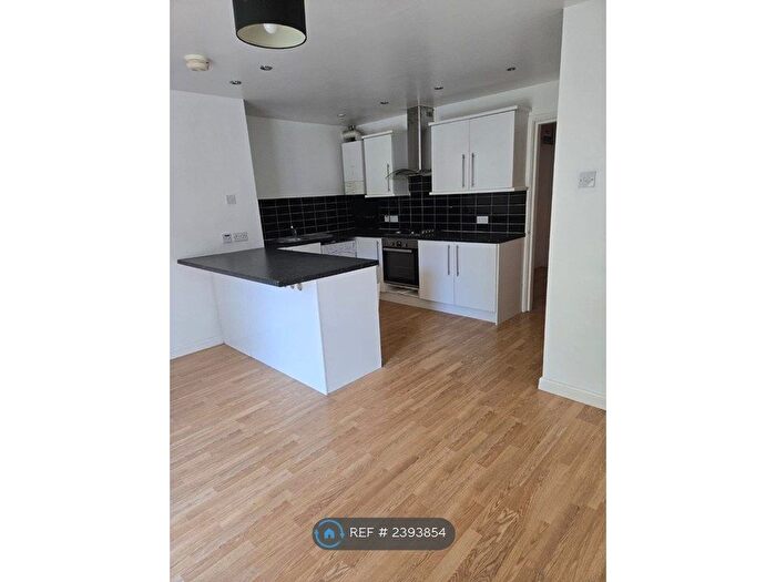 1 Bedroom Flat To Rent In Saent House, Sutton Coldfield, B72